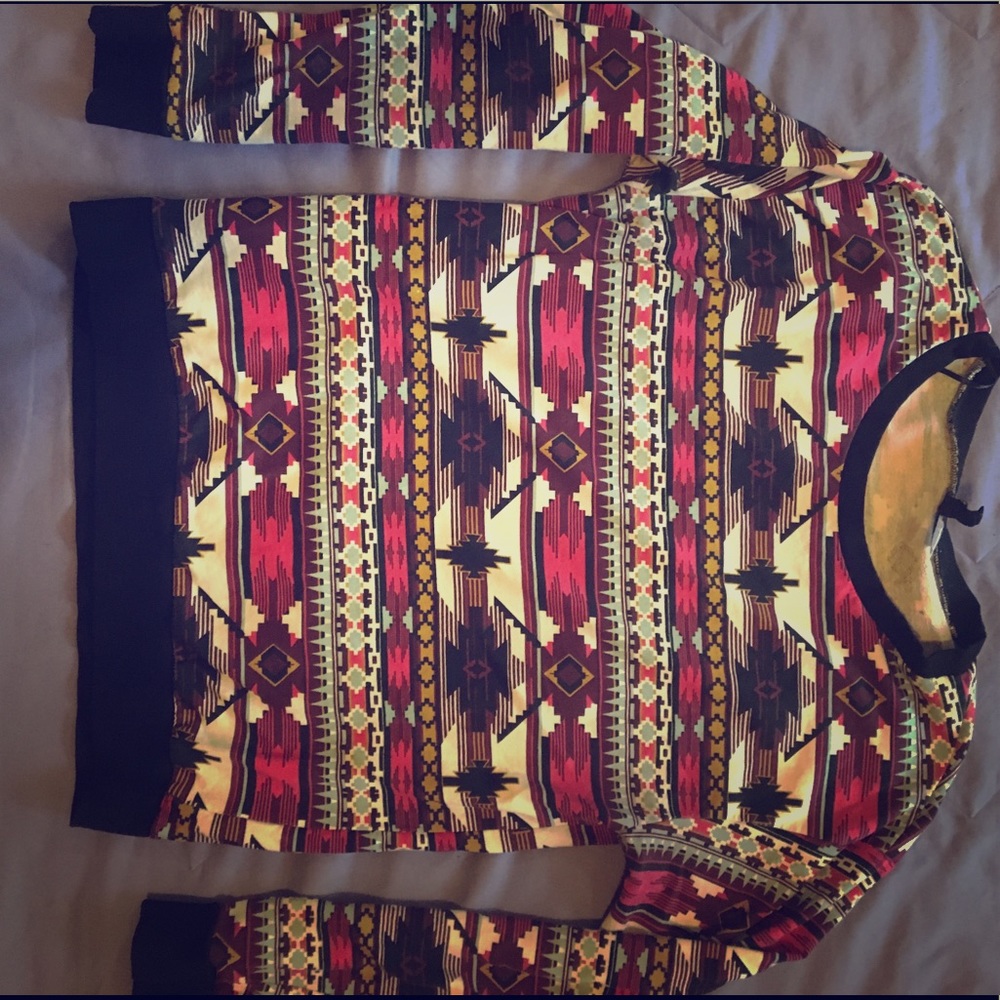 Tribal print sweater, lightweight.